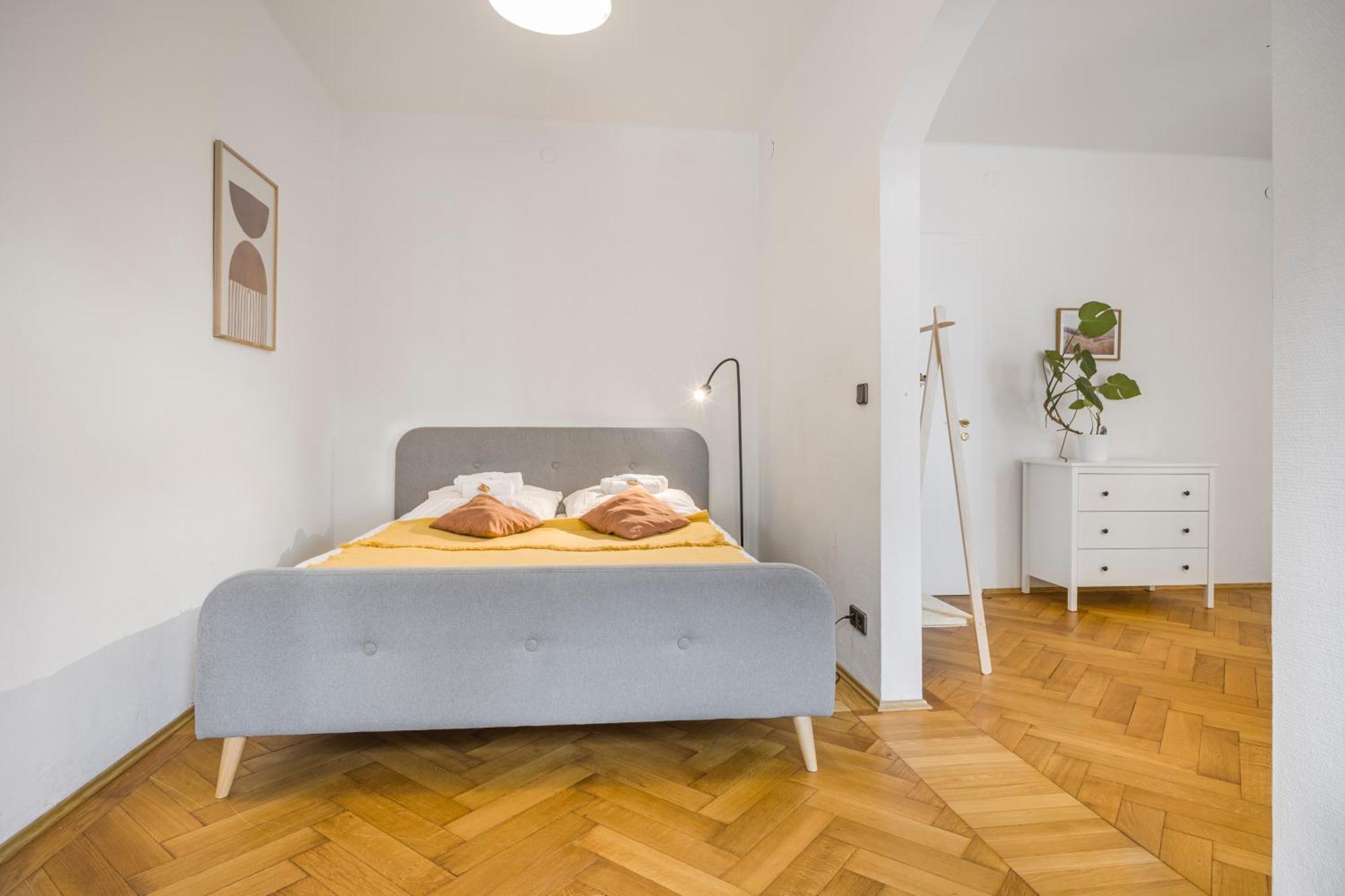 Apartamento FAWAY: Nähe Audi&Bhf - Parken - Küche - Netflix Ingolstadt Exterior foto